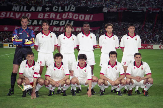 AC Milan années 90 : pourquoi cette équipe fascine encore